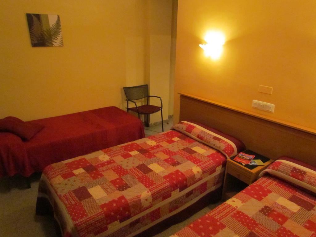 Hostal Las Rumbas Nuévalos Habitación foto
